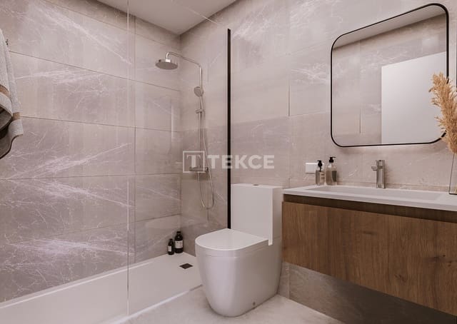 Piso de 3 habitaciones en Torrevieja en venta con piscina - 440.000 € (Ref: 9436533)