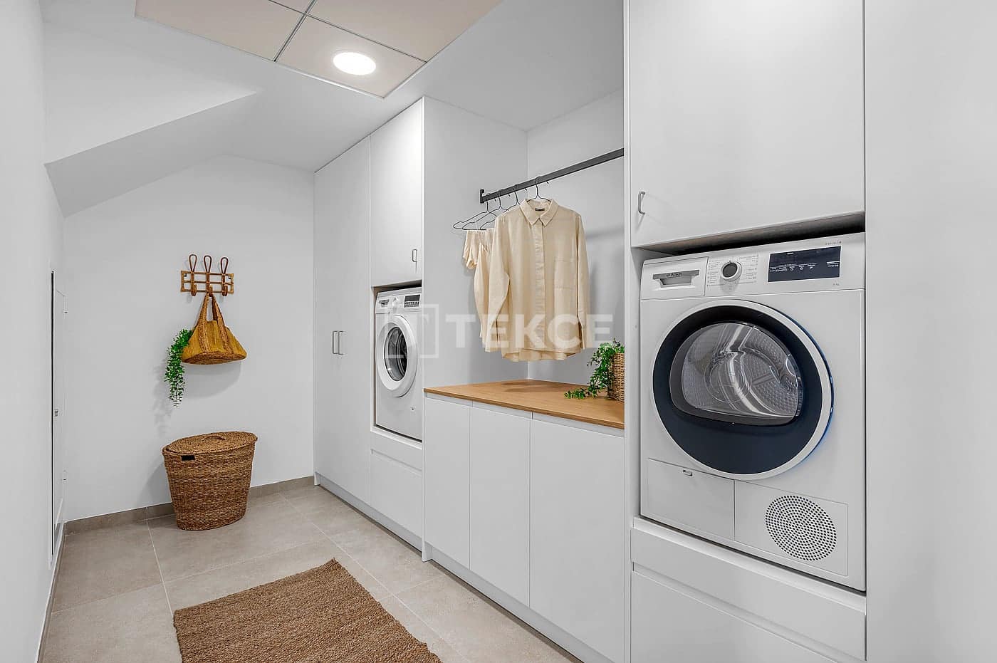 4 Zimmer Villa zu verkaufen in Algorfa mit Pool - 840.000 € (Ref: 9445485)