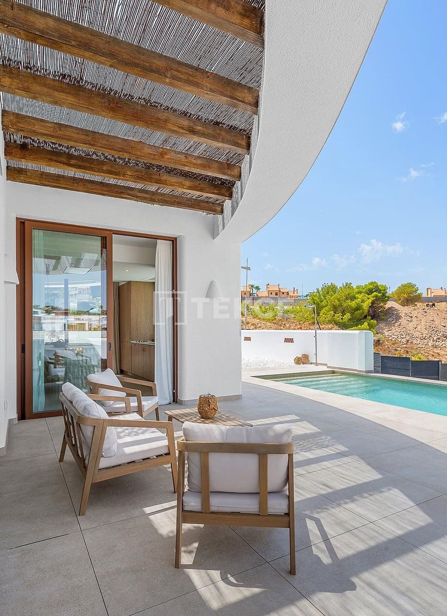 4 Zimmer Villa zu verkaufen in Algorfa mit Pool - 840.000 € (Ref: 9445485)
