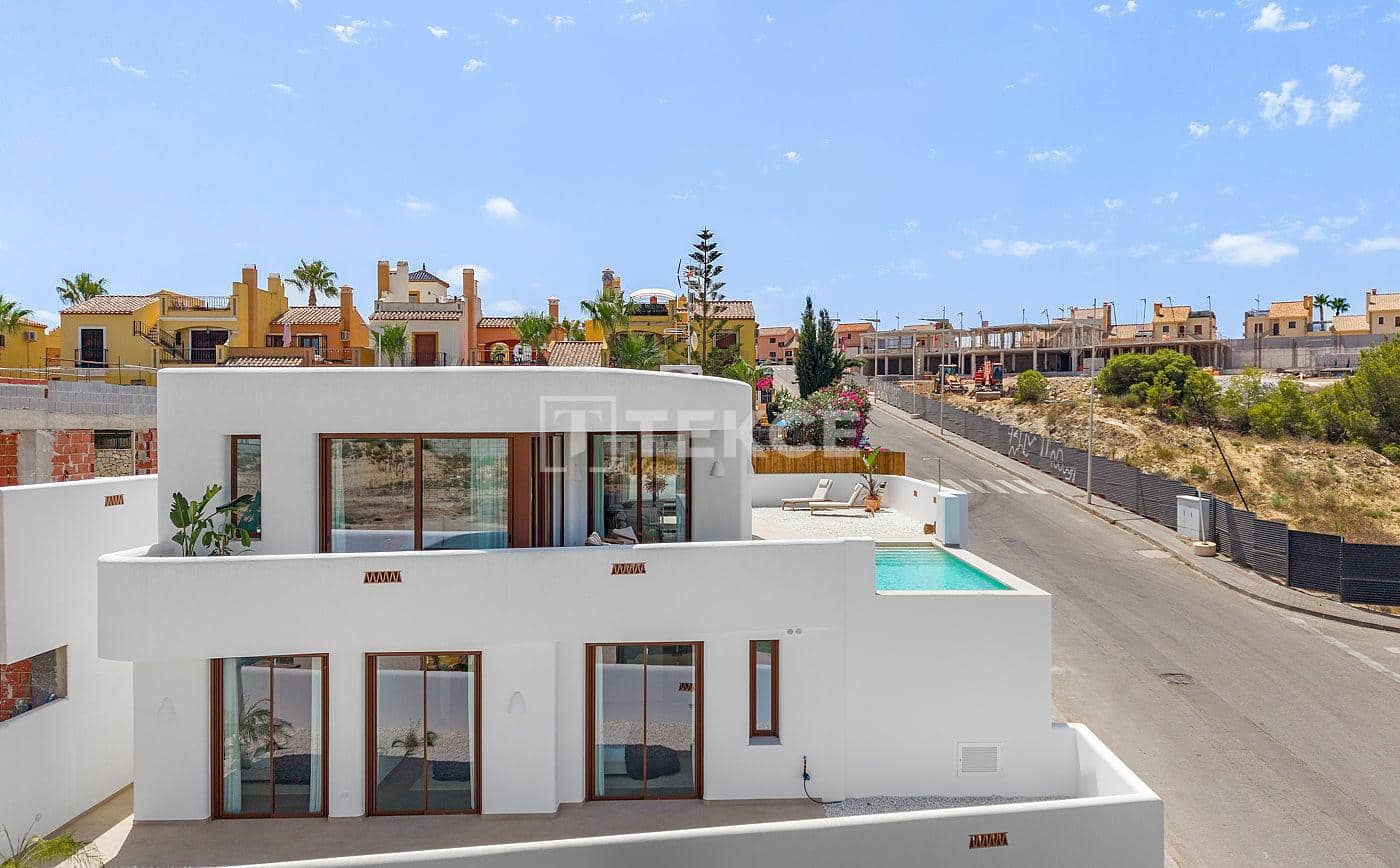 4 Zimmer Villa zu verkaufen in Algorfa mit Pool - 840.000 € (Ref: 9445485)