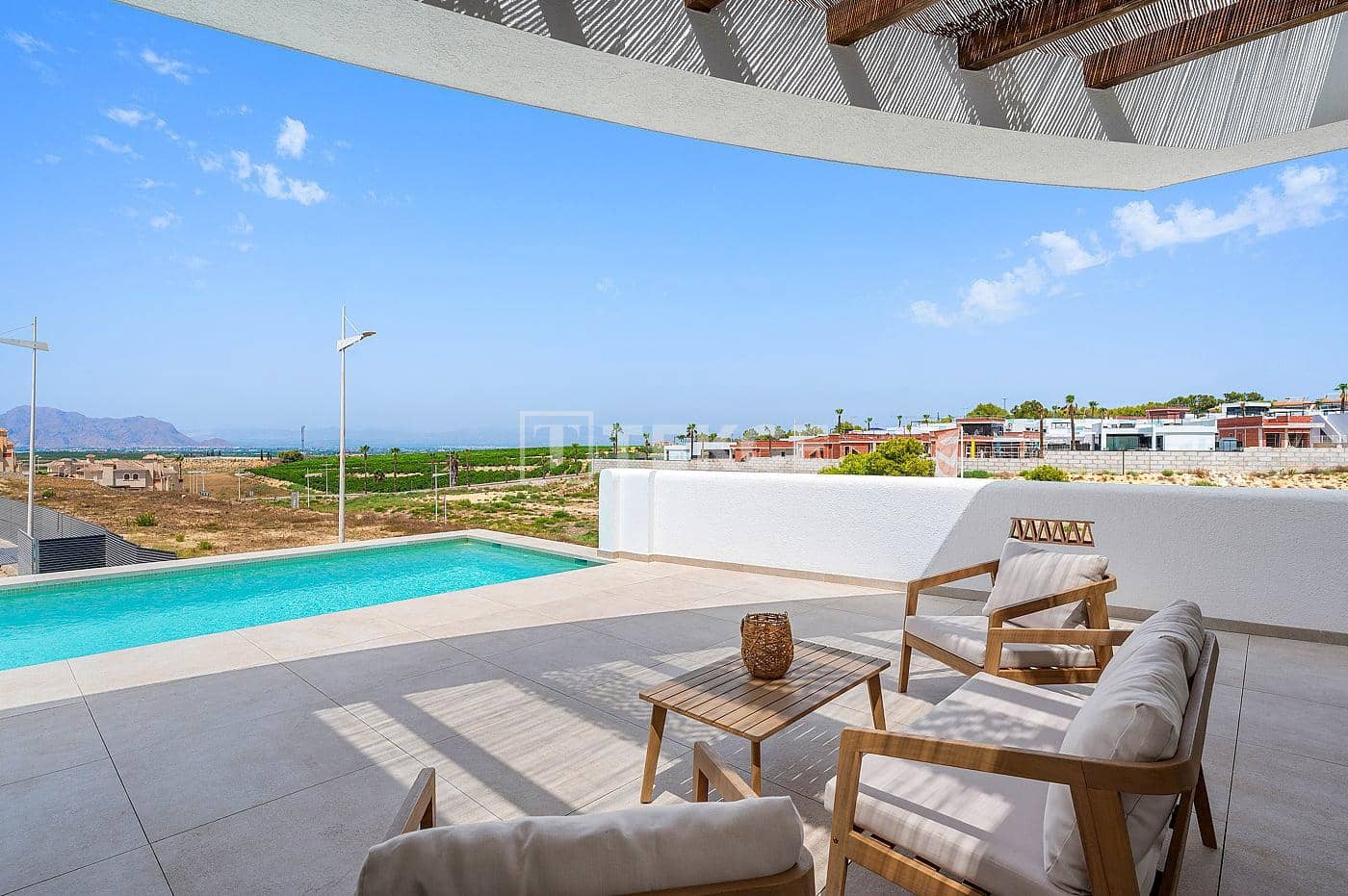 4 Zimmer Villa zu verkaufen in Algorfa mit Pool - 840.000 € (Ref: 9445485)