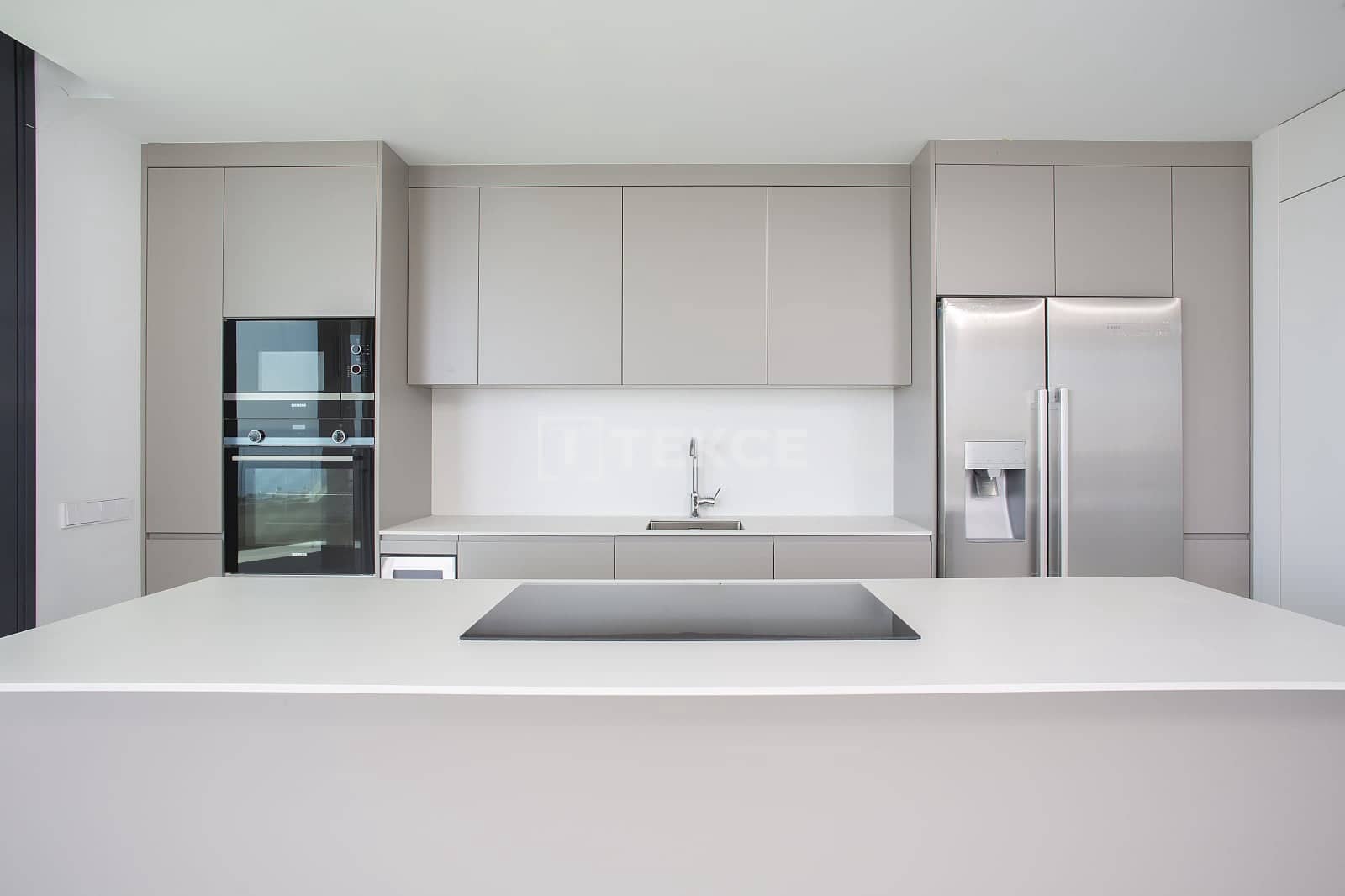 2 sypialnia Mieszkanie na sprzedaż w Fuengirola z basenem - 695 000 € (Ref: 9453025)