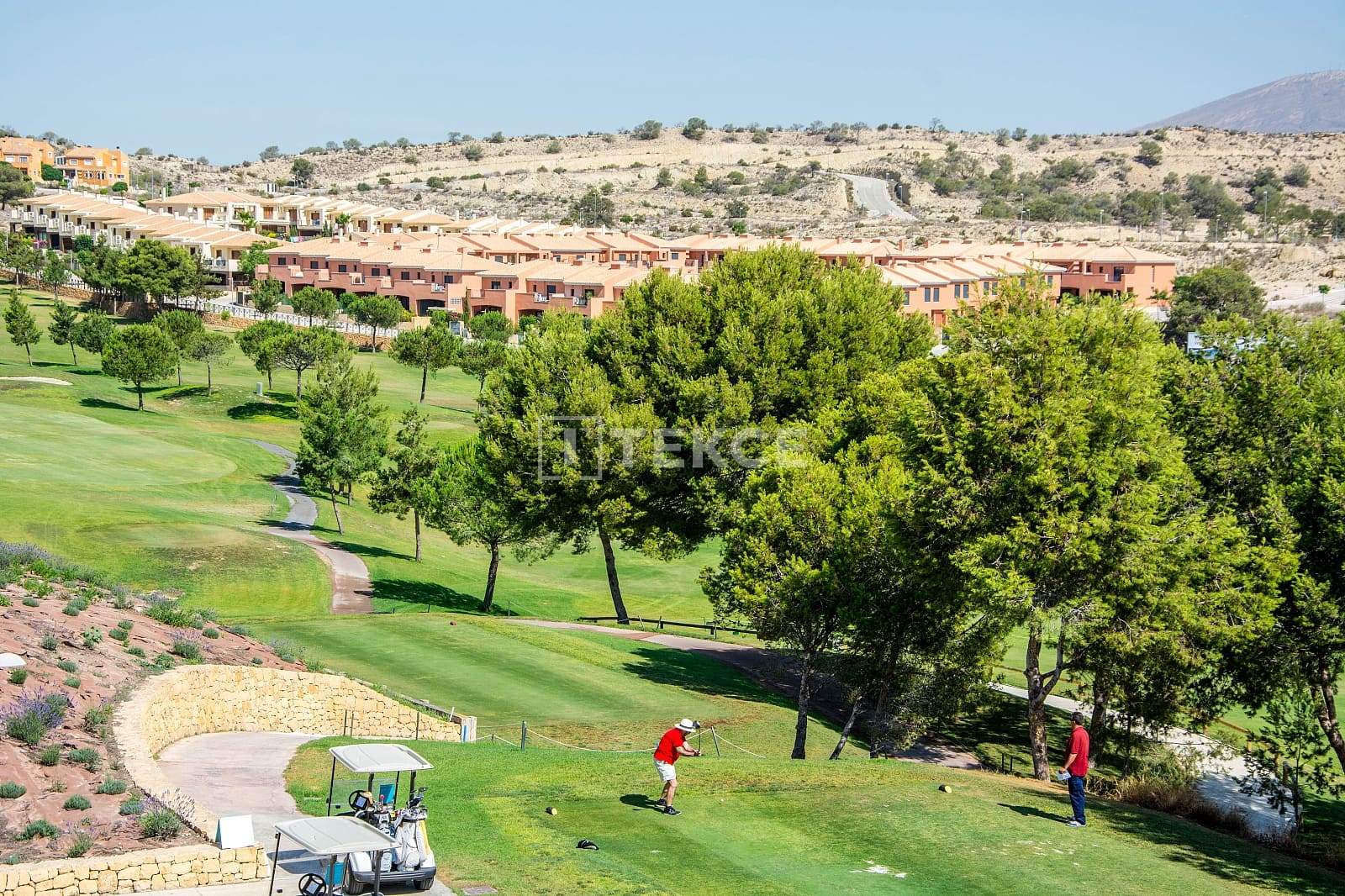 2 slaapkamer Flat te koop in Monforte del Cid met zwembad - € 240.000 (Ref: 9471792)