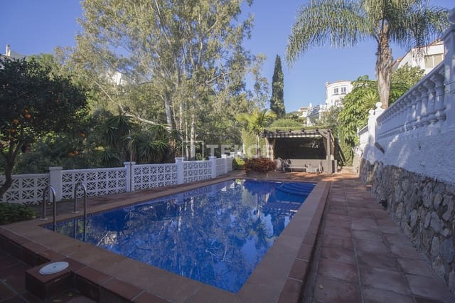 3 sypialnia Willa na sprzedaż w Benalmádena z basenem - 670 000 € (Ref: 9500916)