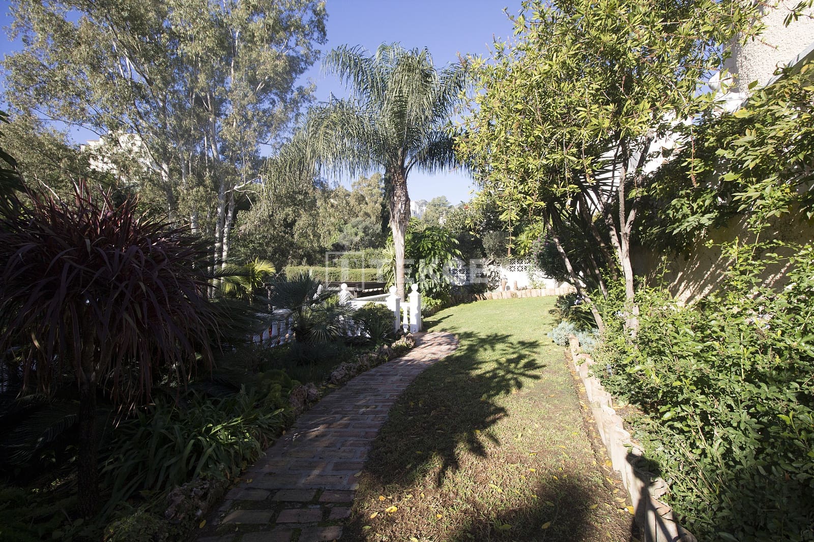 3 bedroom Villa for sale in Benalmadena with pool - € 670,000 (Ref: 9500916)