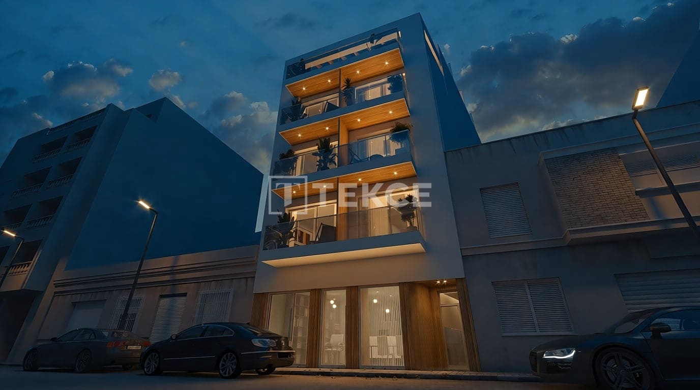 3 chambre Appartement à vendre à Torrevieja avec piscine - 560 000 € (Ref: 9511912)