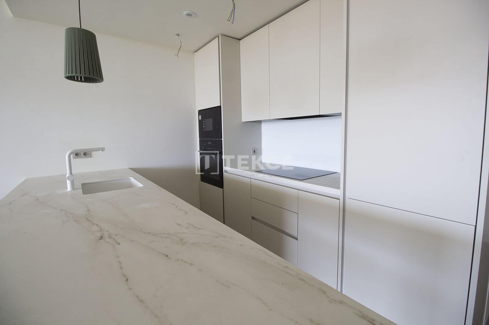 2 sovrum Lägenhet till salu i Fuengirola med pool - 635 000 € (Ref: 9511913)