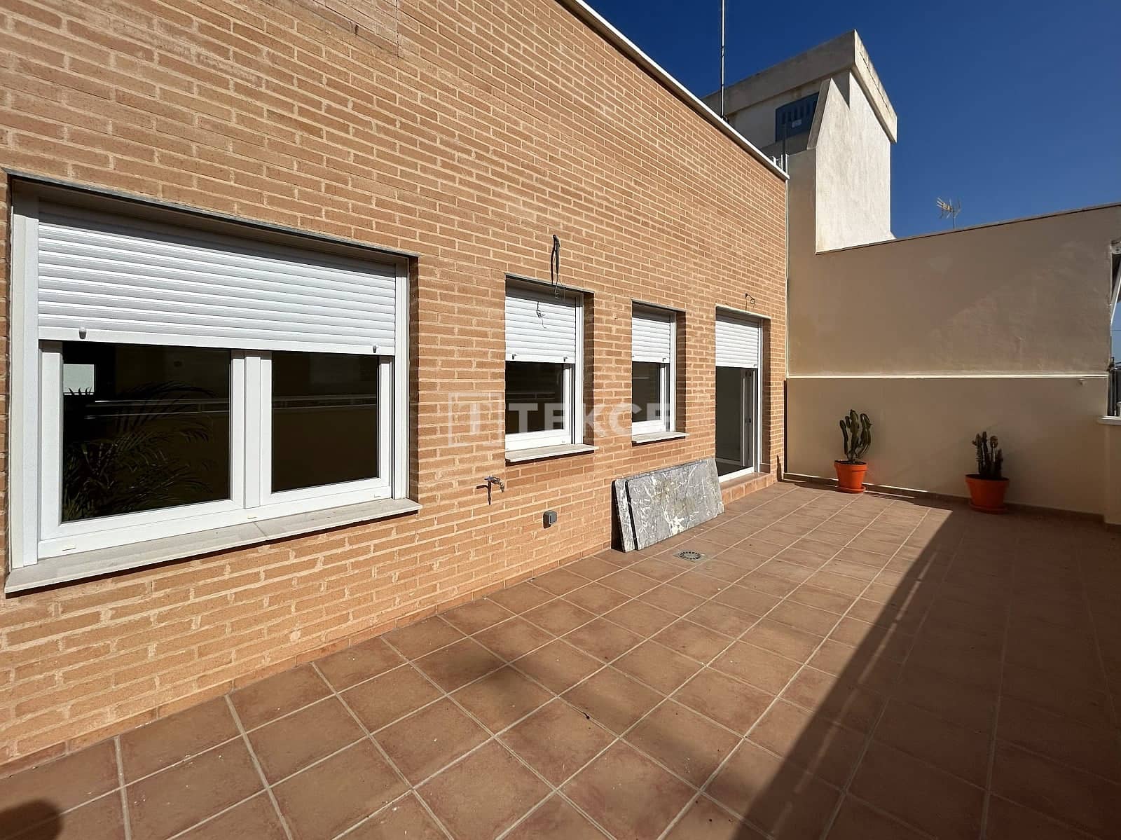 Piso de 2 habitaciones en Alicante / Alacant ciudad en venta - 235.000 € (Ref: 9525825)