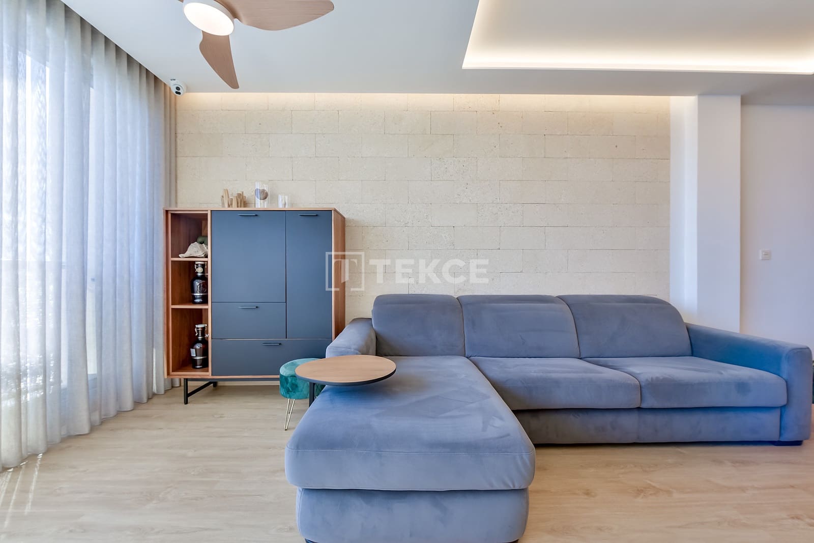 4 bedroom Flat for sale in Altea with pool - € 680,000 (Ref: 9564124)