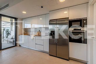 2 soverom Leilighet til salgs i Torremolinos med svømmebasseng garasje - € 779 000 (Ref: 9598441)