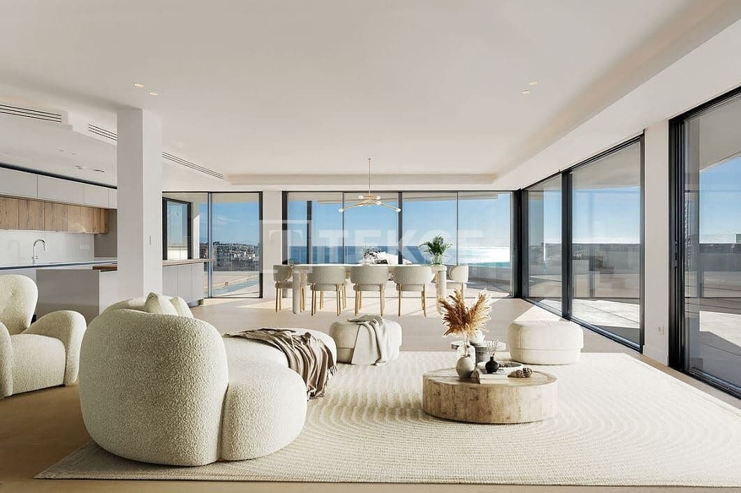 3 bedroom Flat for sale in Fuengirola with pool - € 3,495,000 (Ref: 9610565)