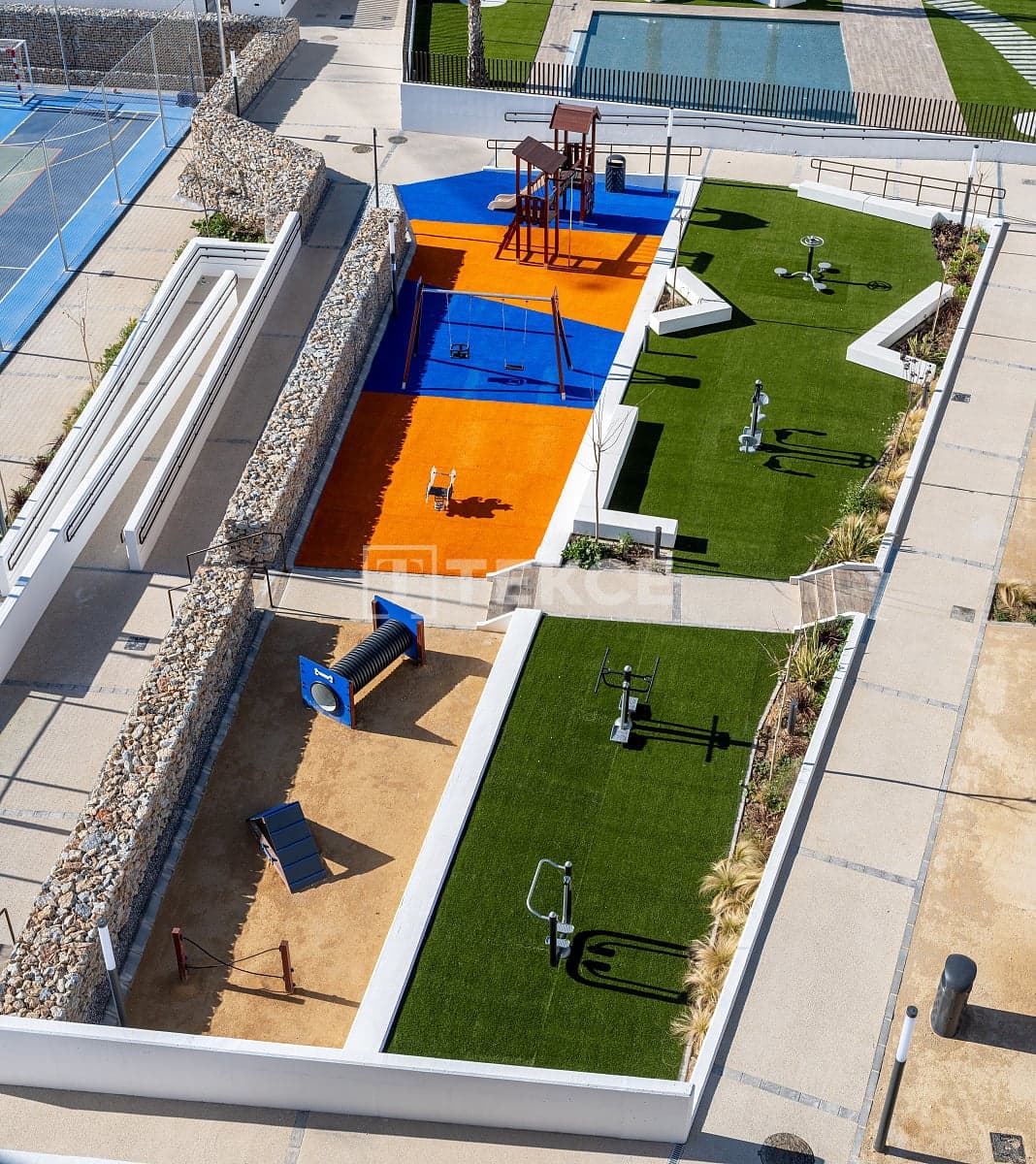 3 soveværelse Villa til salg i Finestrat med swimmingpool - € 650.000 (Ref: 9614505)