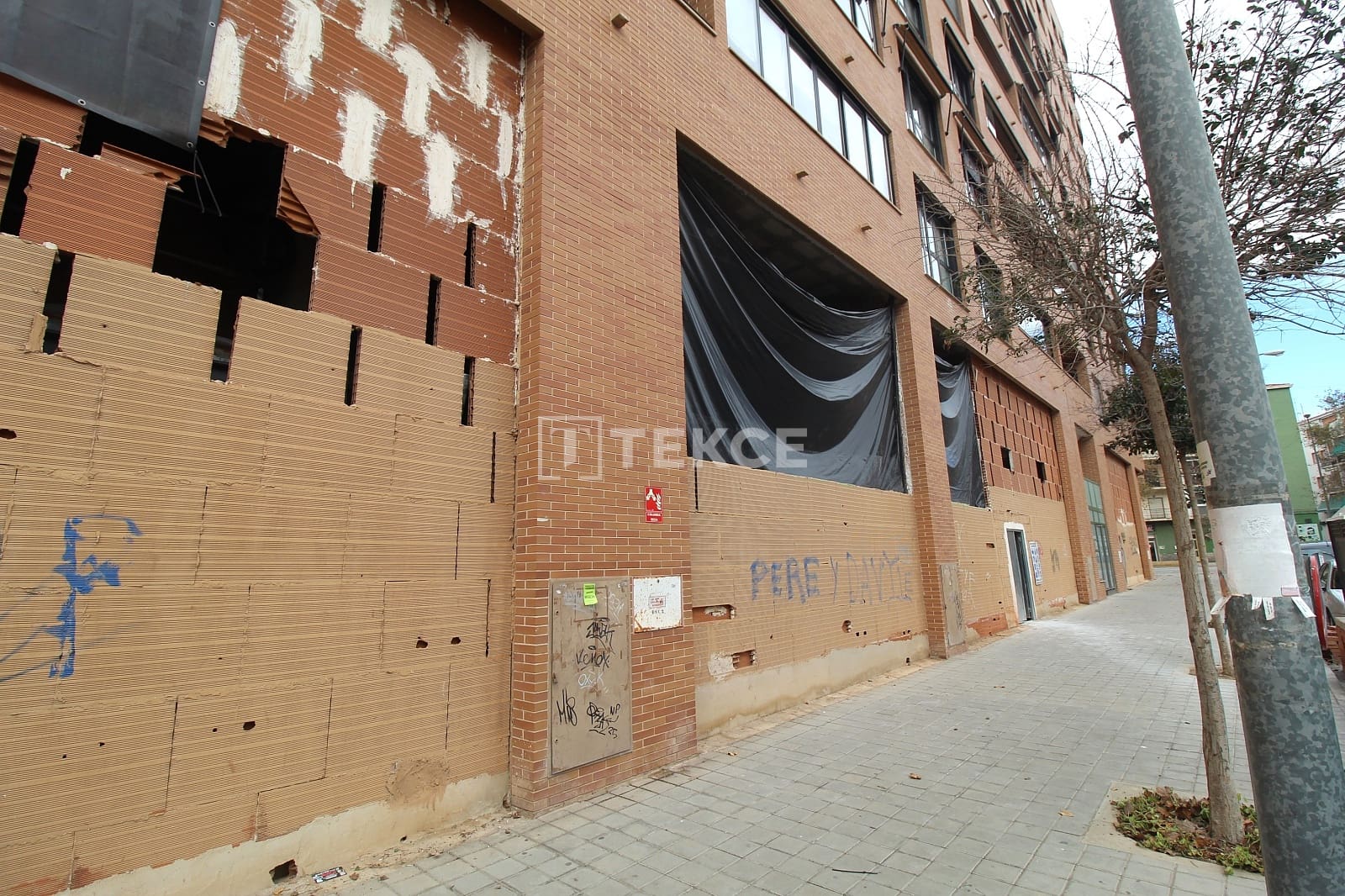 2 soverom Leilighet til salgs i Alicante by med svømmebasseng - € 320 000 (Ref: 9614510)