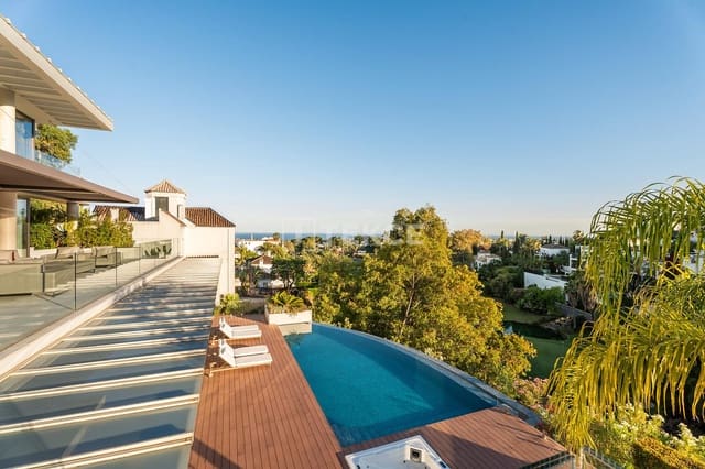 5 bedroom Villa for sale in La Quinta, Benahavís with pool - € 4,950,000 (Ref: 9620694)