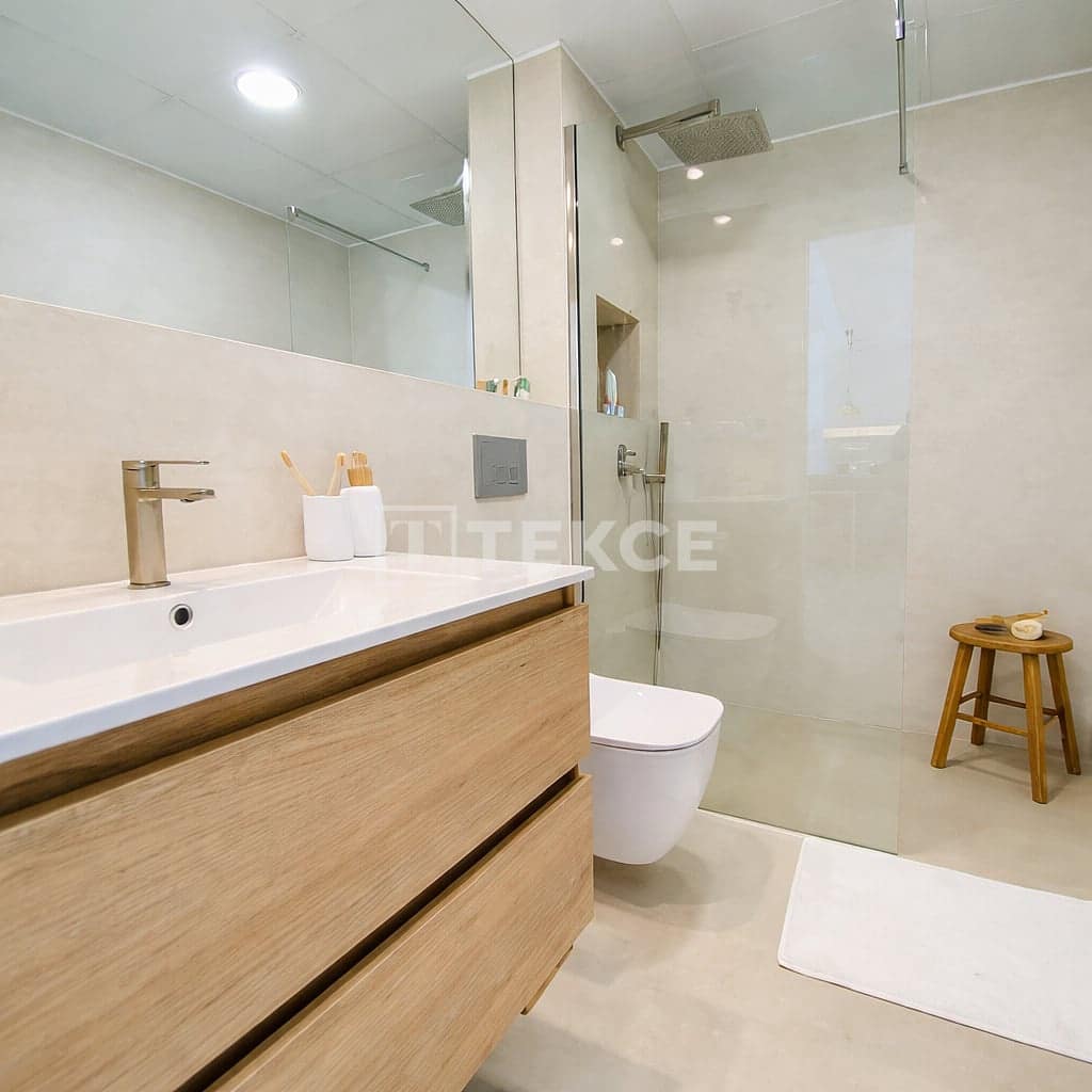 1 bedroom Flat for sale in San Pedro del Pinatar with pool - € 230,000 (Ref: 9620697)