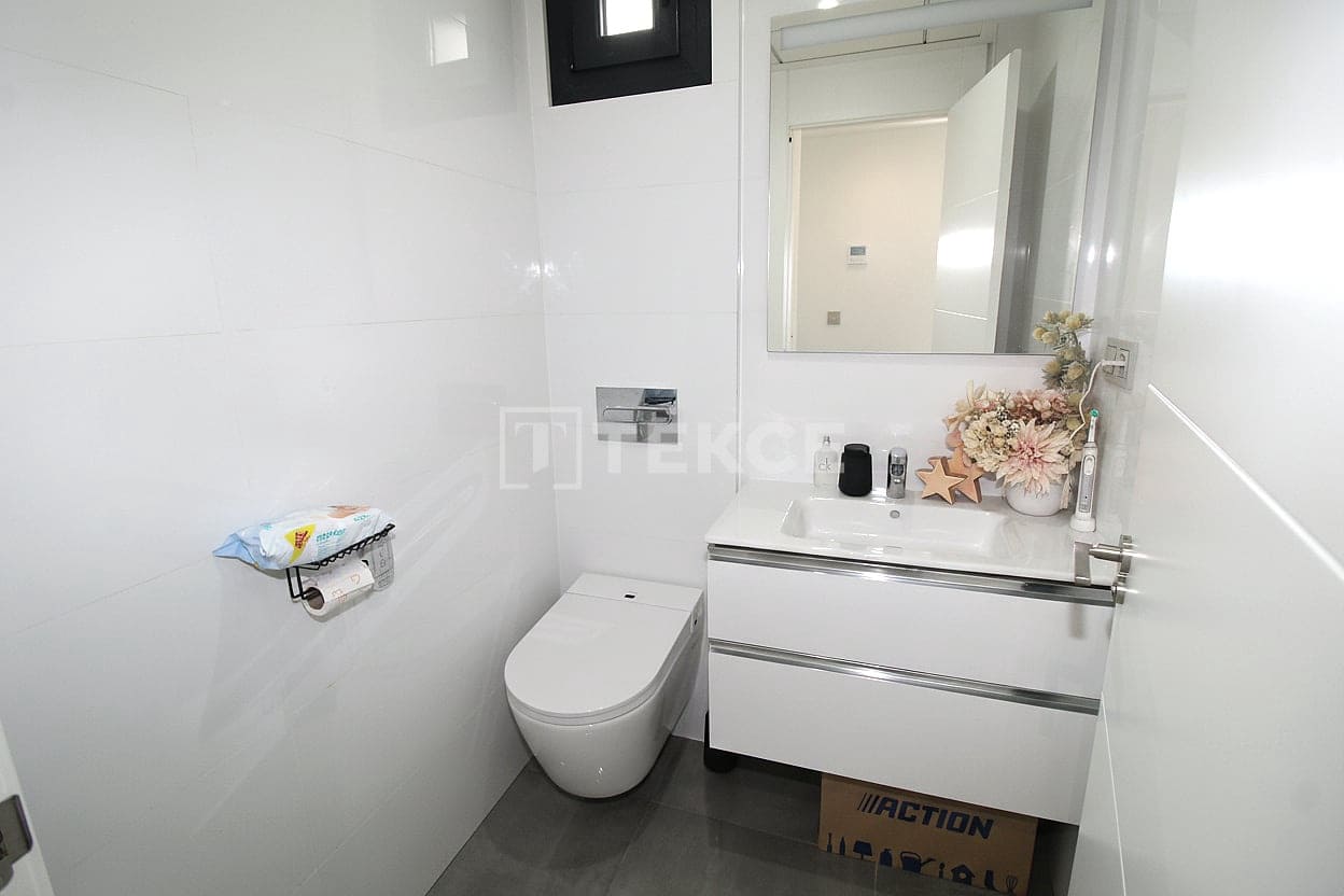 3 soveværelse Villa til salg i Los Altos med swimmingpool - € 650.000 (Ref: 9622256)