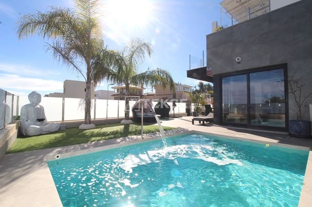 3 soveværelse Villa til salg i Los Altos med swimmingpool - € 650.000 (Ref: 9622256)