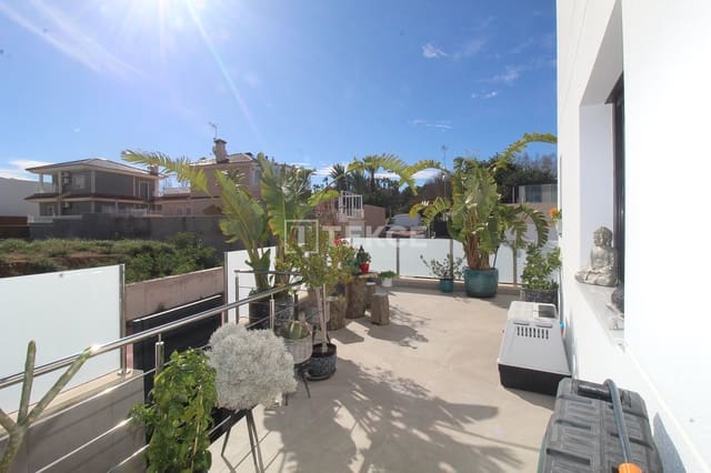 3 soveværelse Villa til salg i Los Altos med swimmingpool - € 650.000 (Ref: 9622256)