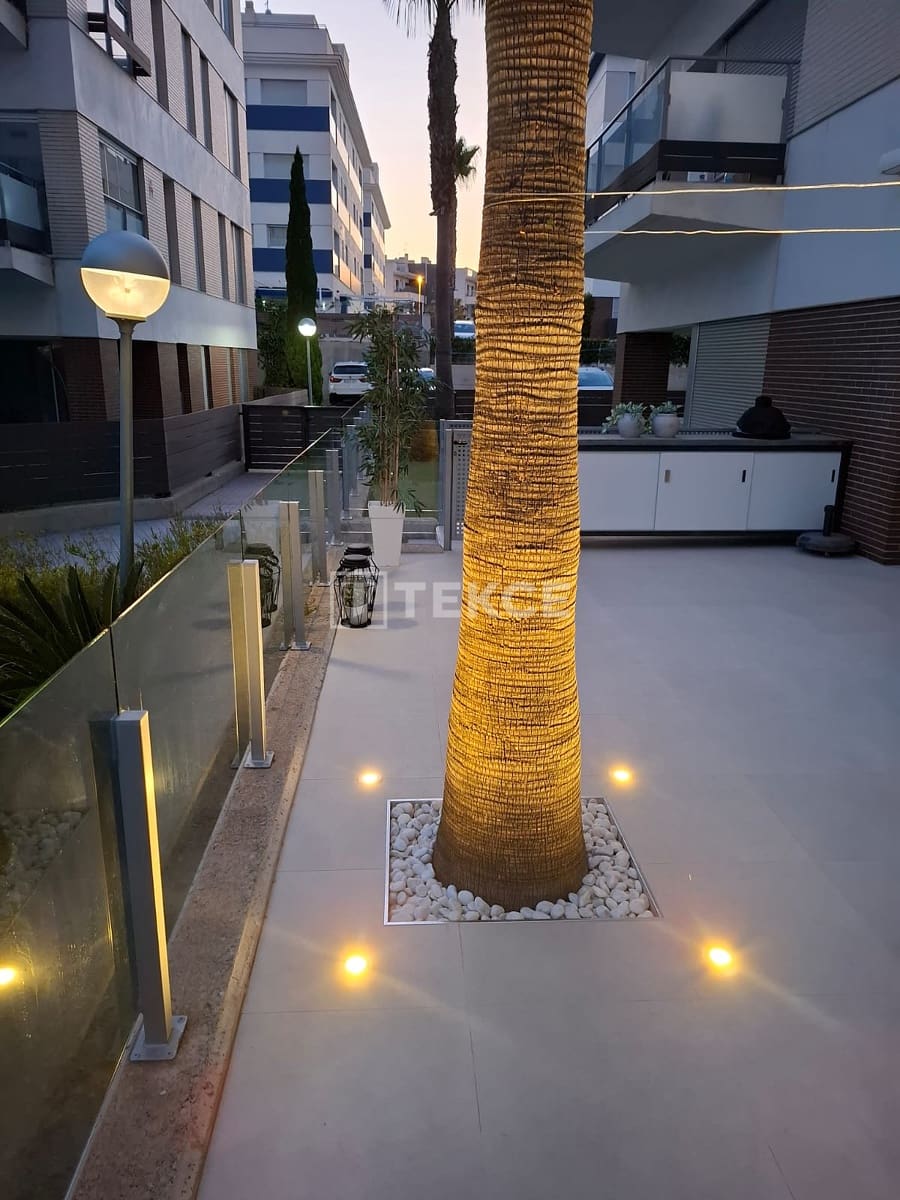 3 bedroom Flat for sale in La Zenia with pool - € 315,000 (Ref: 9626968)