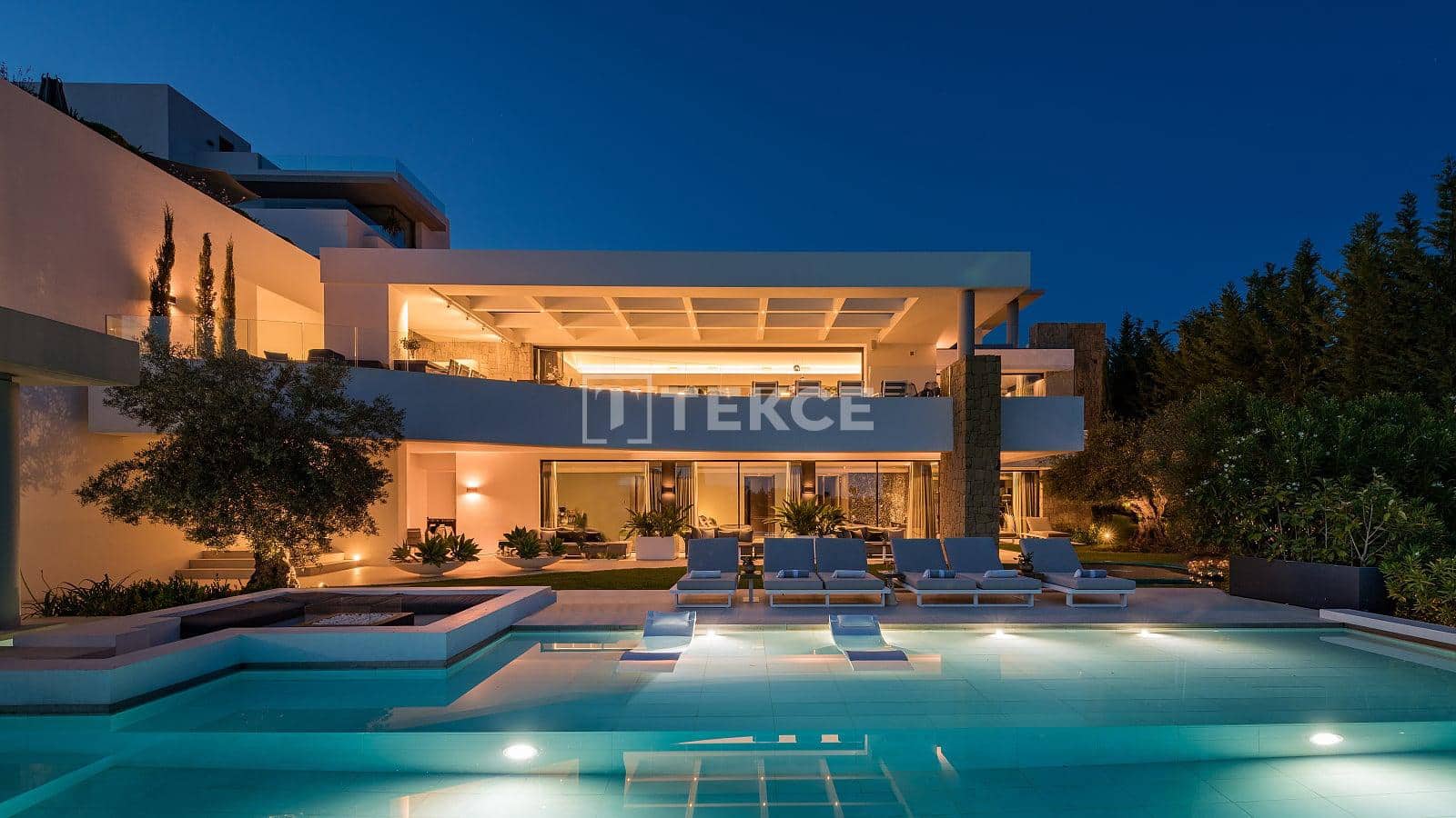 5 quarto Moradia para venda em Los Flamingos com piscina - 6 250 000 € (Ref: 9626971)