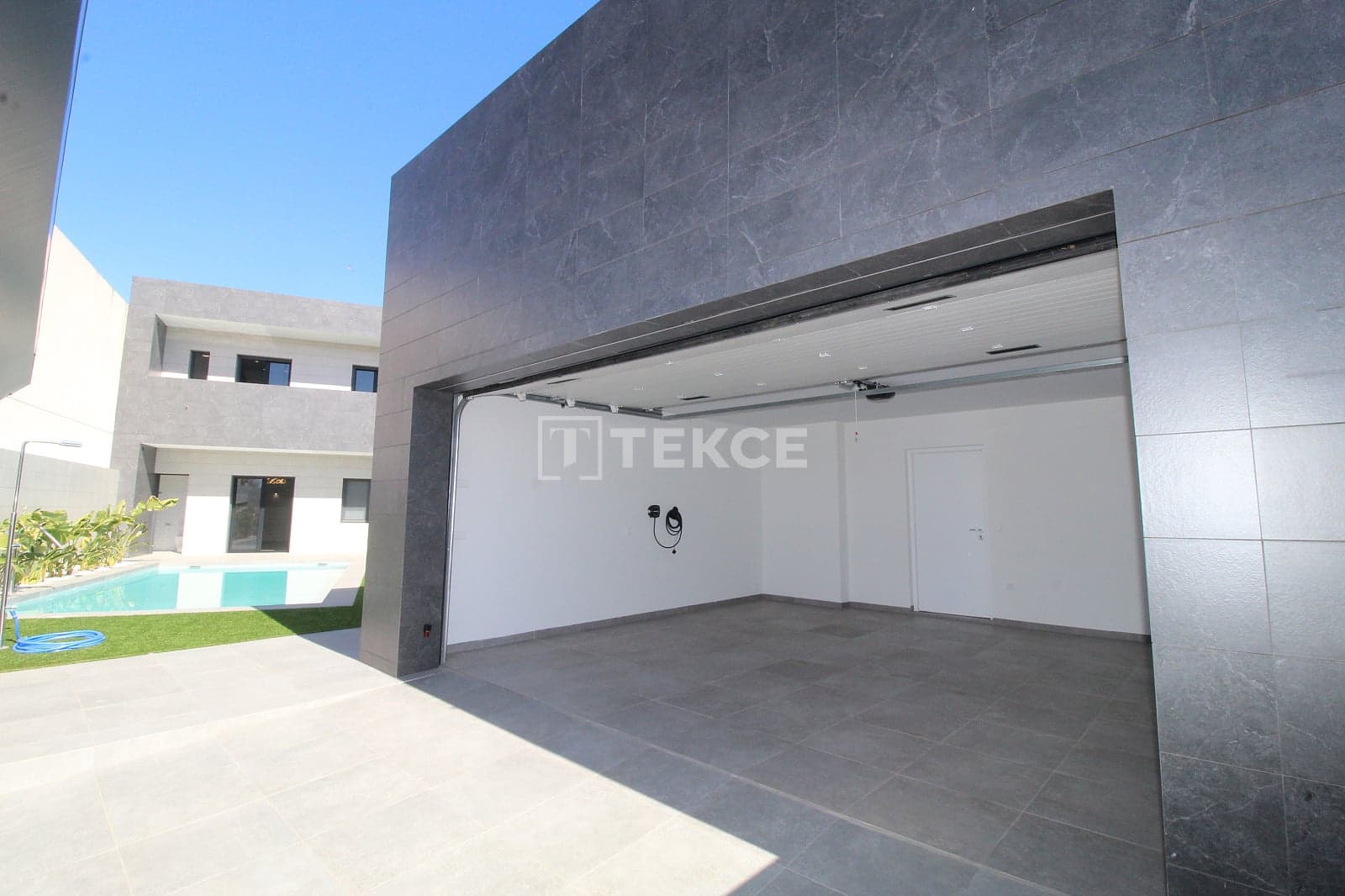 5 quarto Moradia para venda em San Pedro del Pinatar com piscina - 1 300 000 € (Ref: 9636102)