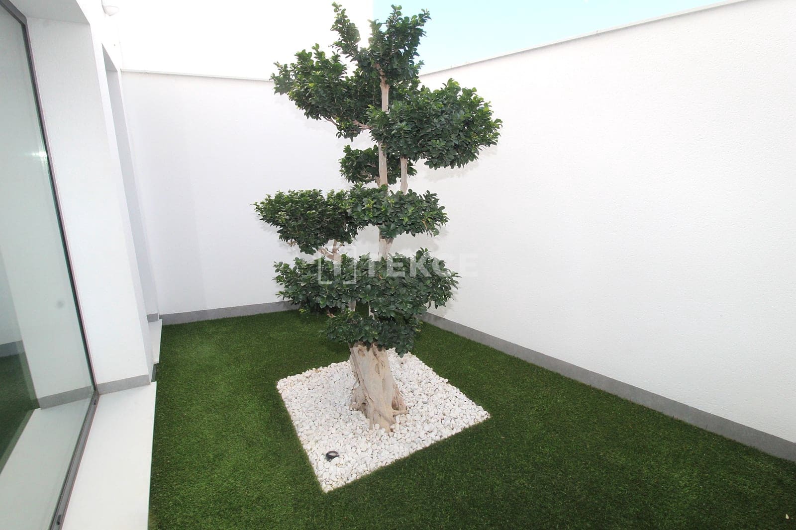 5 quarto Moradia para venda em San Pedro del Pinatar com piscina - 1 300 000 € (Ref: 9636102)