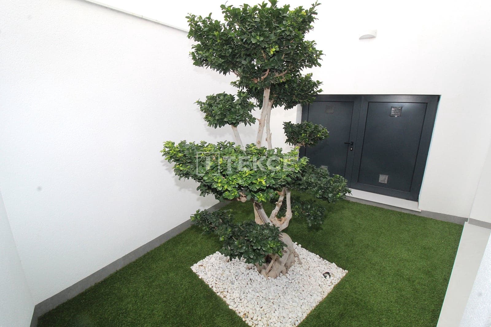 5 quarto Moradia para venda em San Pedro del Pinatar com piscina - 1 300 000 € (Ref: 9636102)