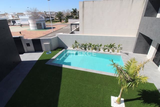 5 sovrum Villa till salu i San Pedro del Pinatar med pool - 1 300 000 € (Ref: 9636102)