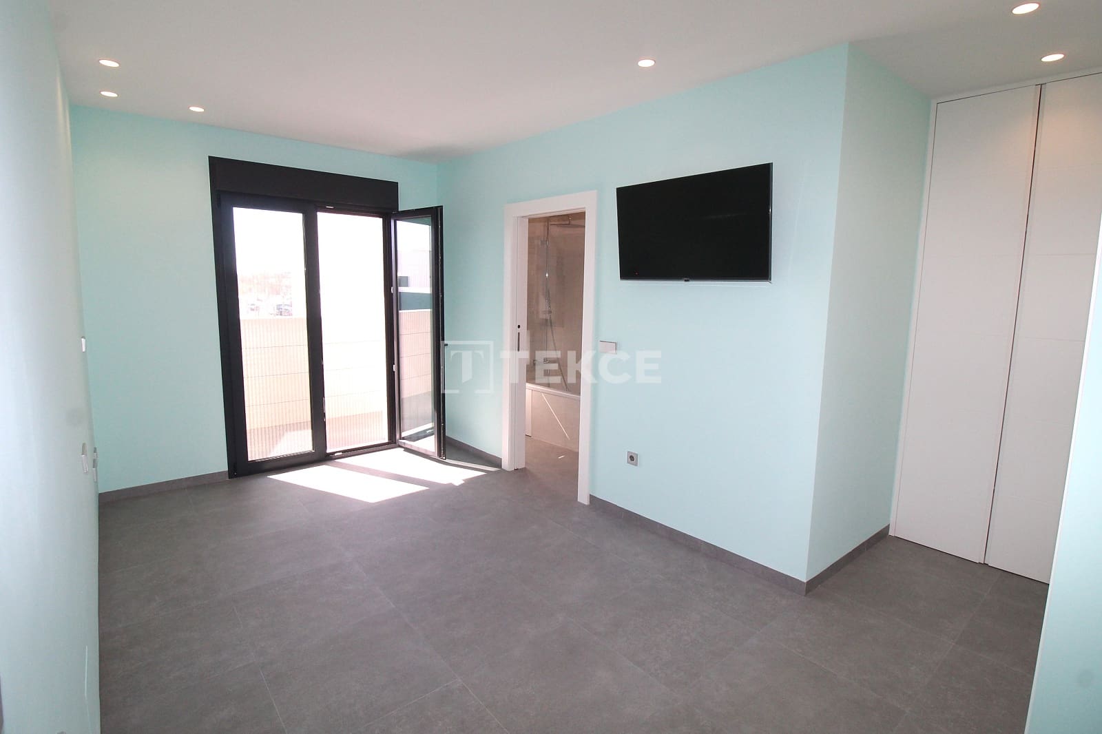 5 quarto Moradia para venda em San Pedro del Pinatar com piscina - 1 300 000 € (Ref: 9636102)