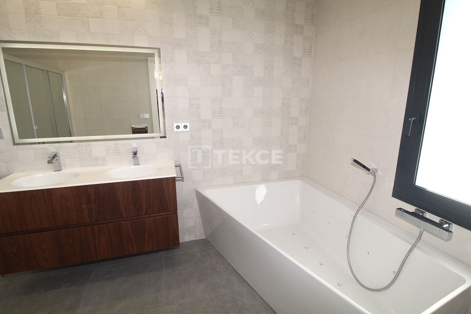 5 quarto Moradia para venda em San Pedro del Pinatar com piscina - 1 300 000 € (Ref: 9636102)