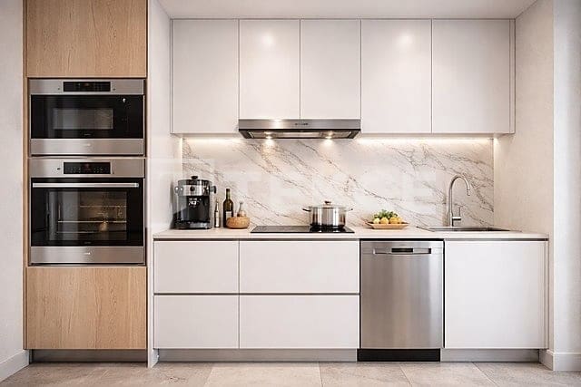 Piso de 3 habitaciones en Guardamar del Segura en venta - 295.000 € (Ref: 9643570)