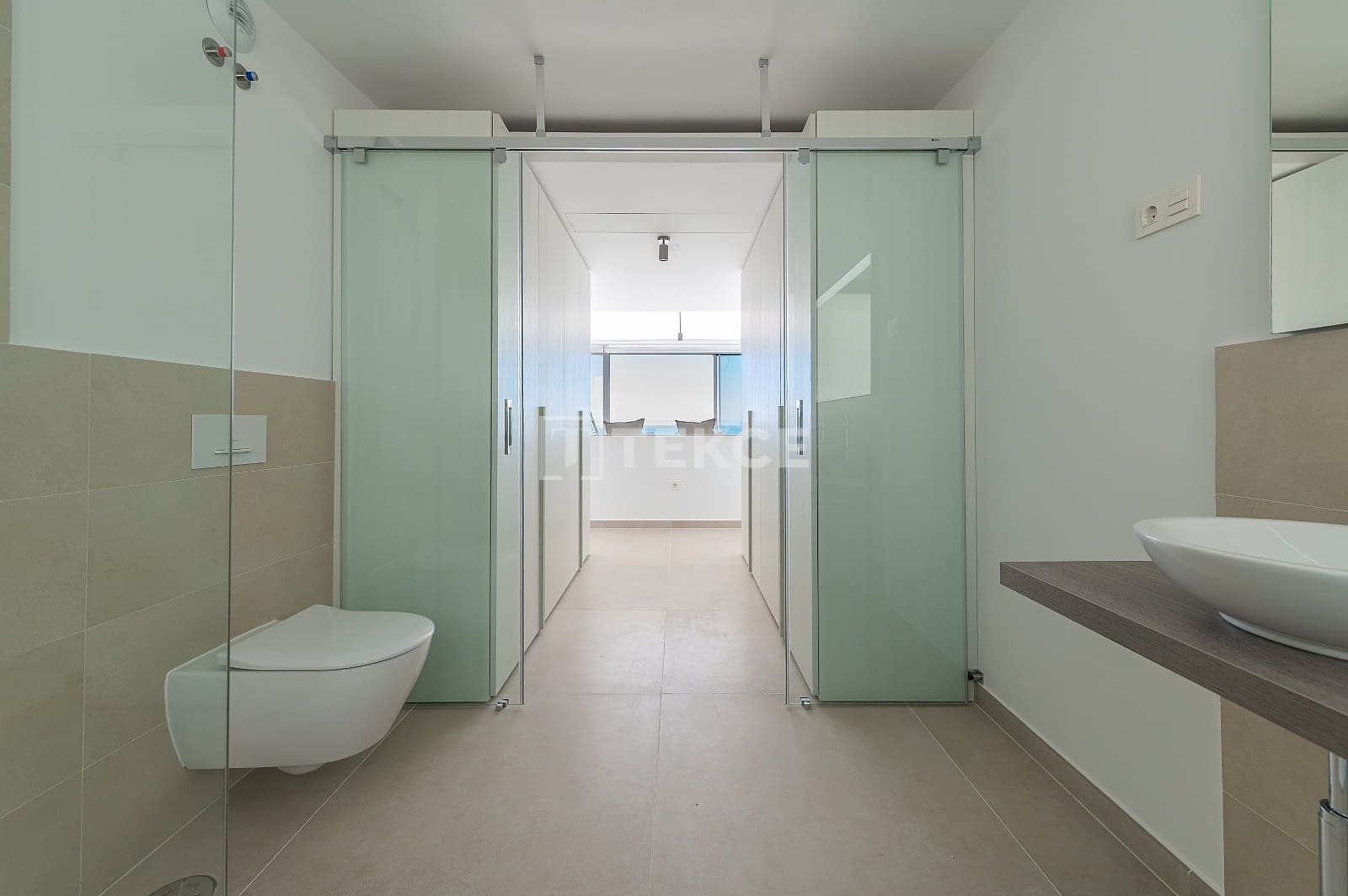 2 Zimmer Wohnung zu verkaufen in Benalmadena mit Pool - 501.000 € (Ref: 9643577)