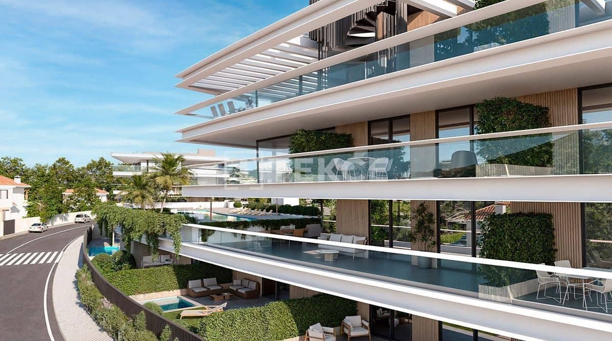 3 sypialnia Mieszkanie na sprzedaż w La Duquesa / Puerto de la Duquesa z basenem - 511 000 € (Ref: 9673586)