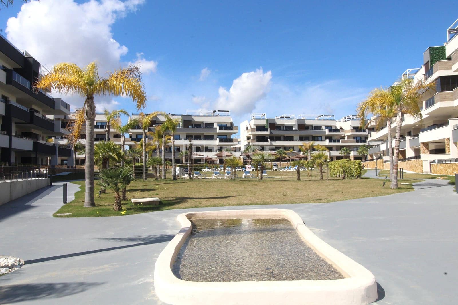 3 soverom Leilighet til salgs i Playa Flamenca med svømmebasseng - € 590 000 (Ref: 9689912)