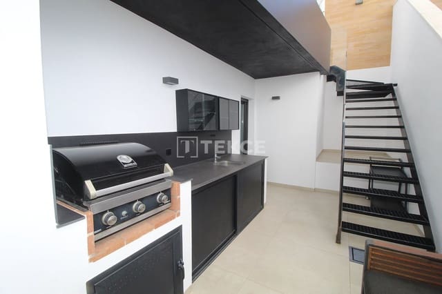 3 soverom Leilighet til salgs i Los Dolses, Orihuela med svømmebasseng - € 639 000 (Ref: 9689913)