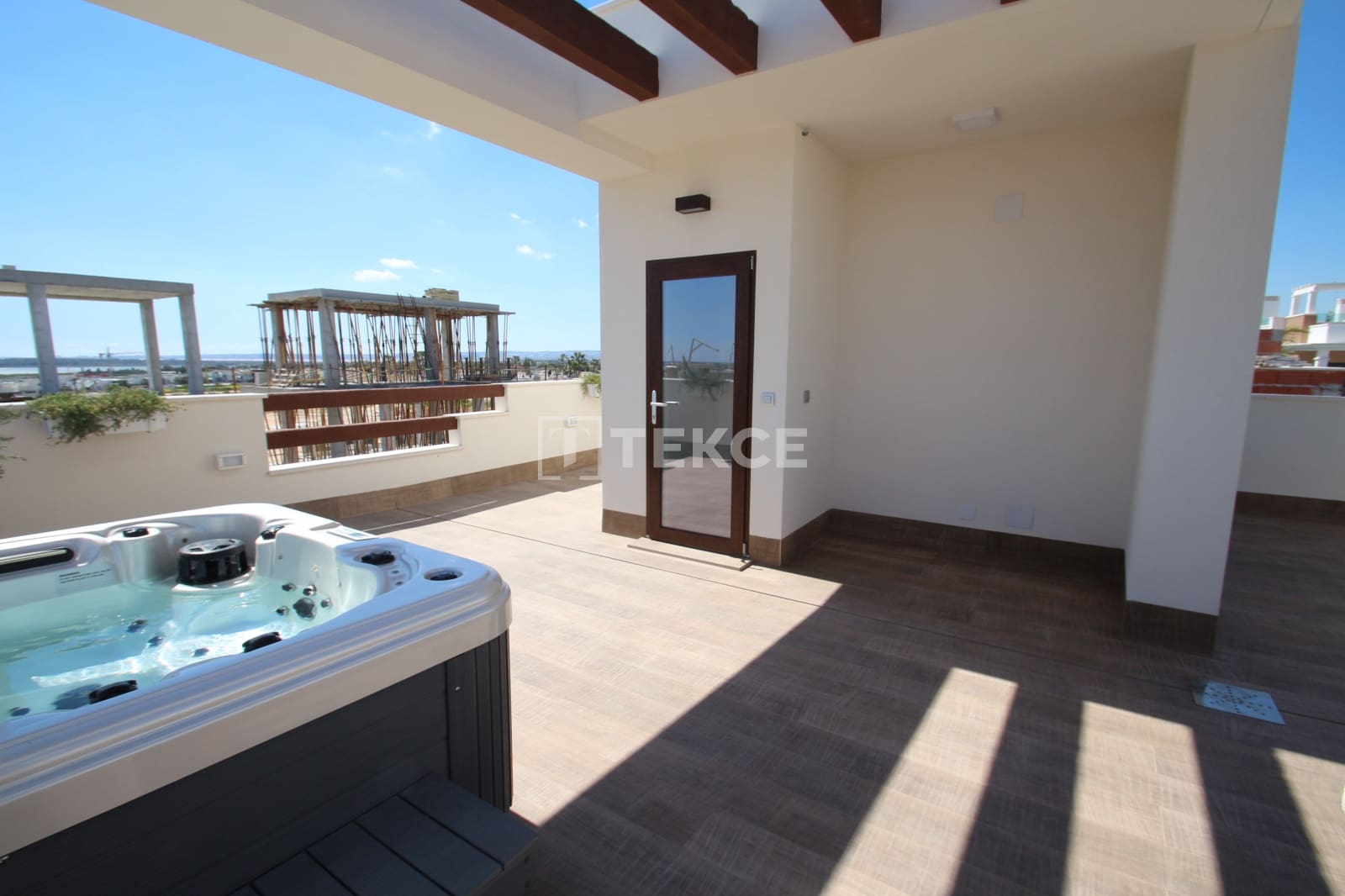 3 chambre Villa/Maison à vendre à La Manga del Mar Menor avec piscine - 595 000 € (Ref: 9714286)