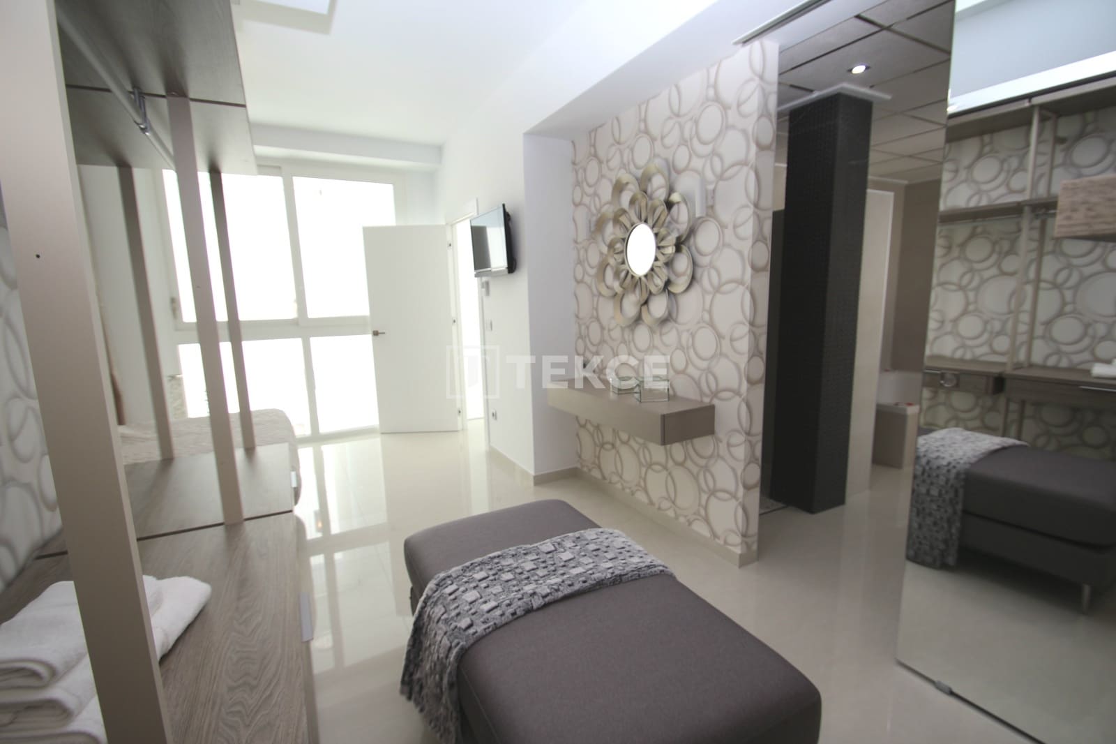 3 chambre Villa/Maison à vendre à La Manga del Mar Menor avec piscine - 595 000 € (Ref: 9714286)