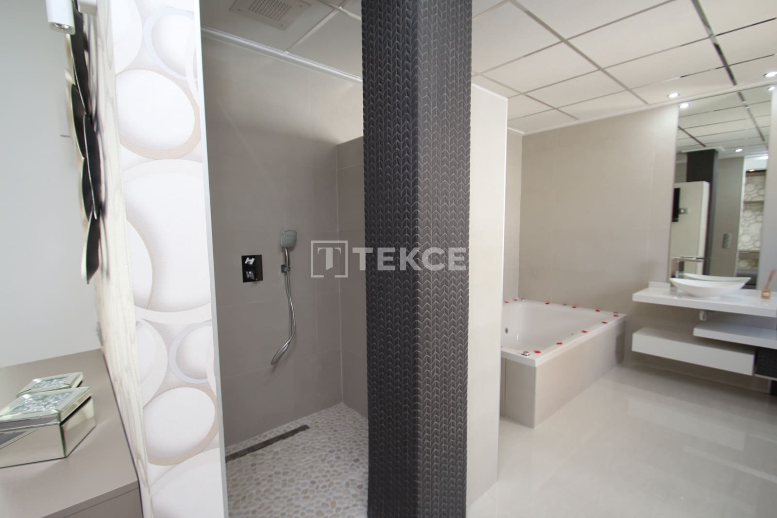 3 chambre Villa/Maison à vendre à La Manga del Mar Menor avec piscine - 595 000 € (Ref: 9714286)