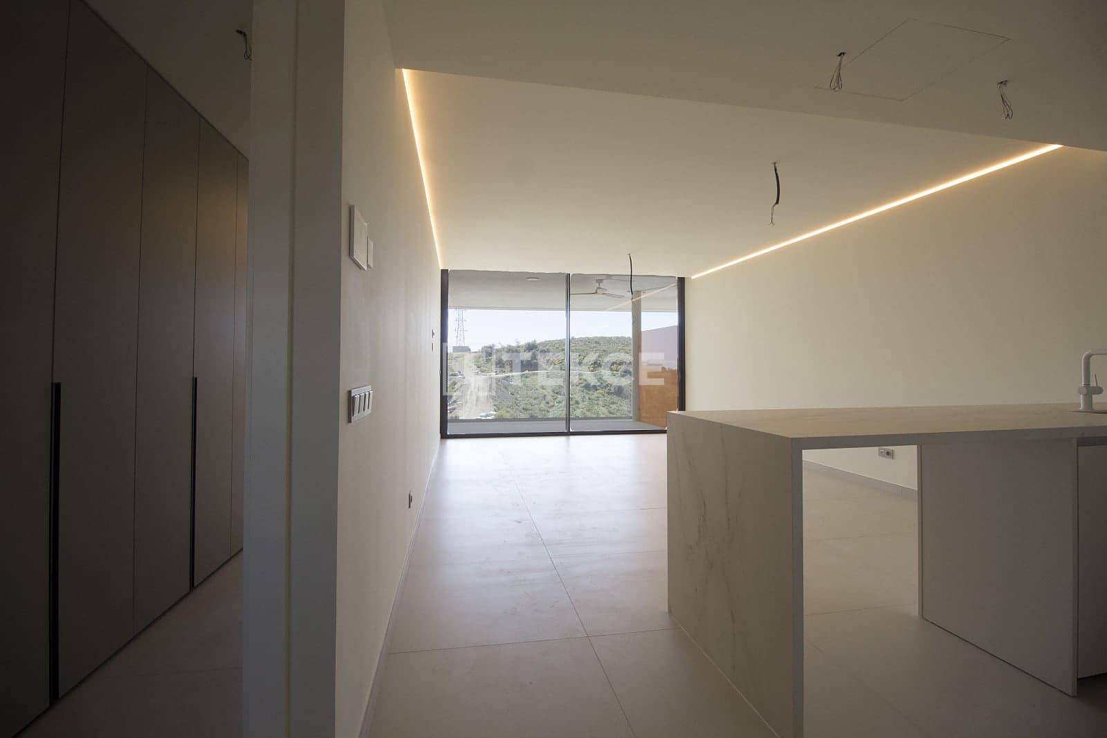 2 slaapkamer Flat te koop in Fuengirola met zwembad - € 625.000 (Ref: 9719128)