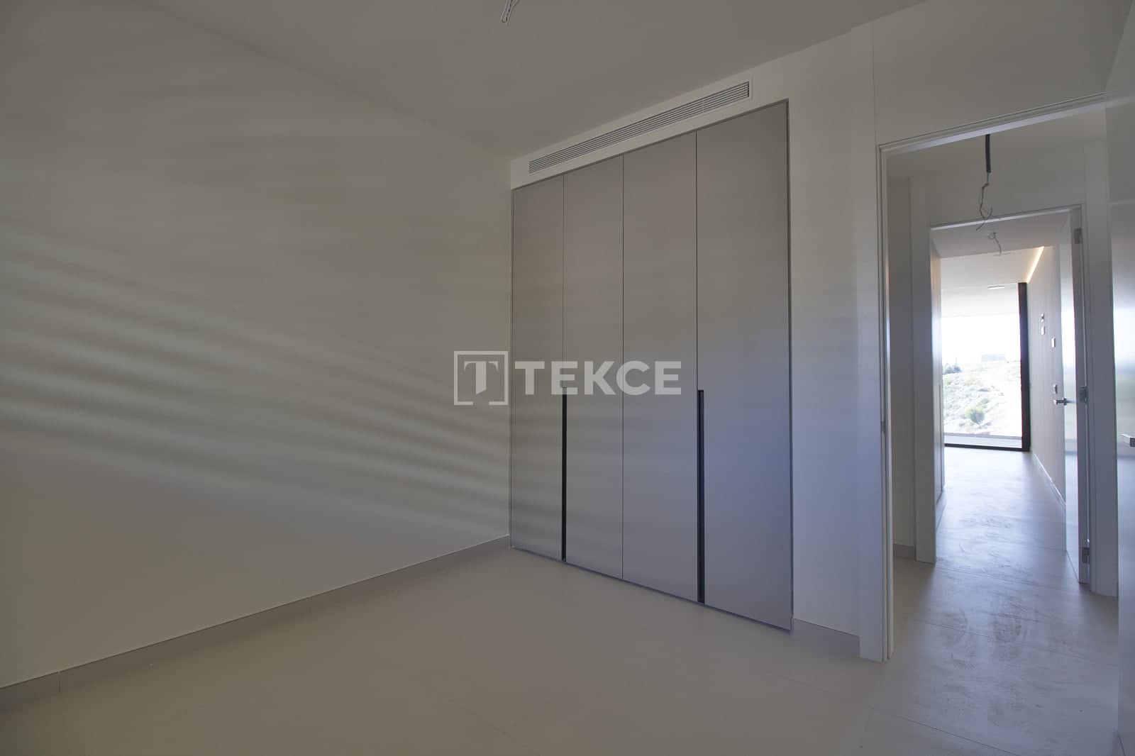 2 slaapkamer Flat te koop in Fuengirola met zwembad - € 625.000 (Ref: 9719128)