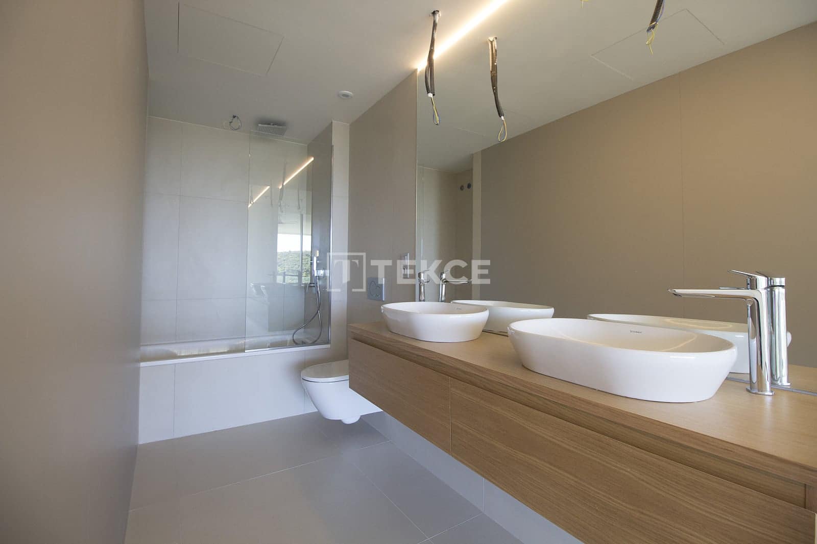 2 slaapkamer Flat te koop in Fuengirola met zwembad - € 625.000 (Ref: 9719128)