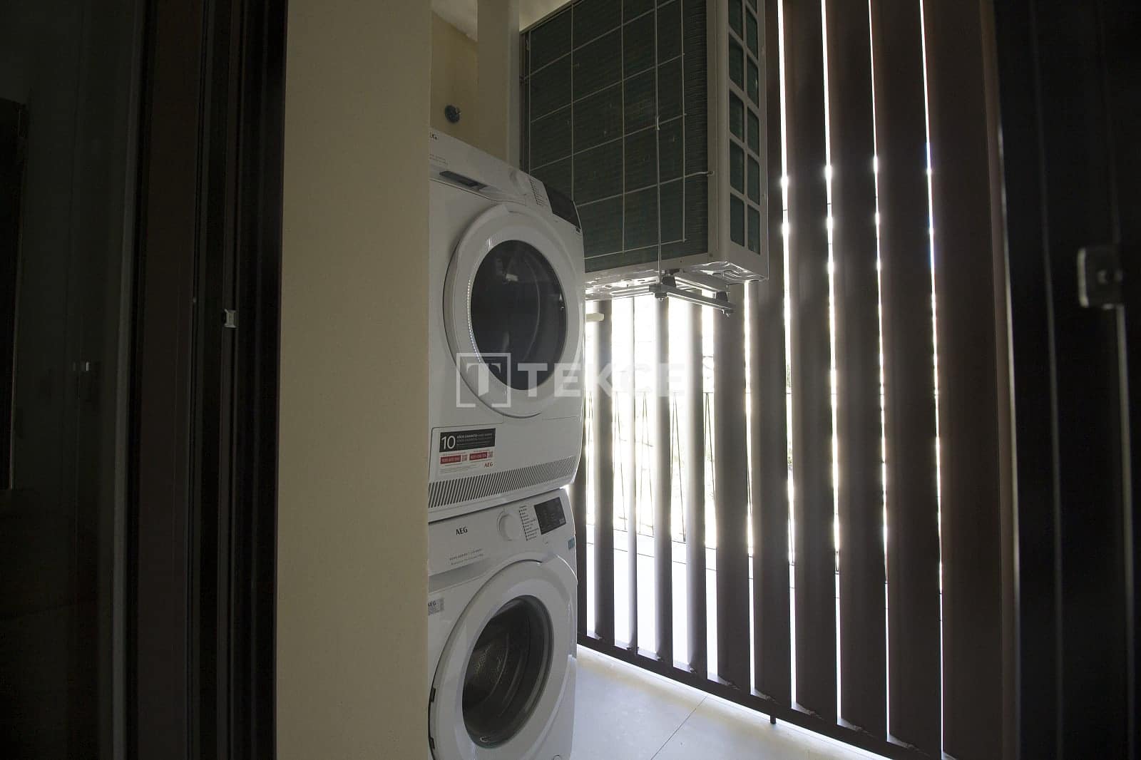 2 slaapkamer Flat te koop in Fuengirola met zwembad - € 625.000 (Ref: 9719128)