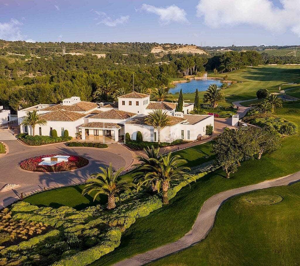 4 bedroom Villa for sale in San Miguel de Salinas with pool - € 1,575,000 (Ref: 9719139)