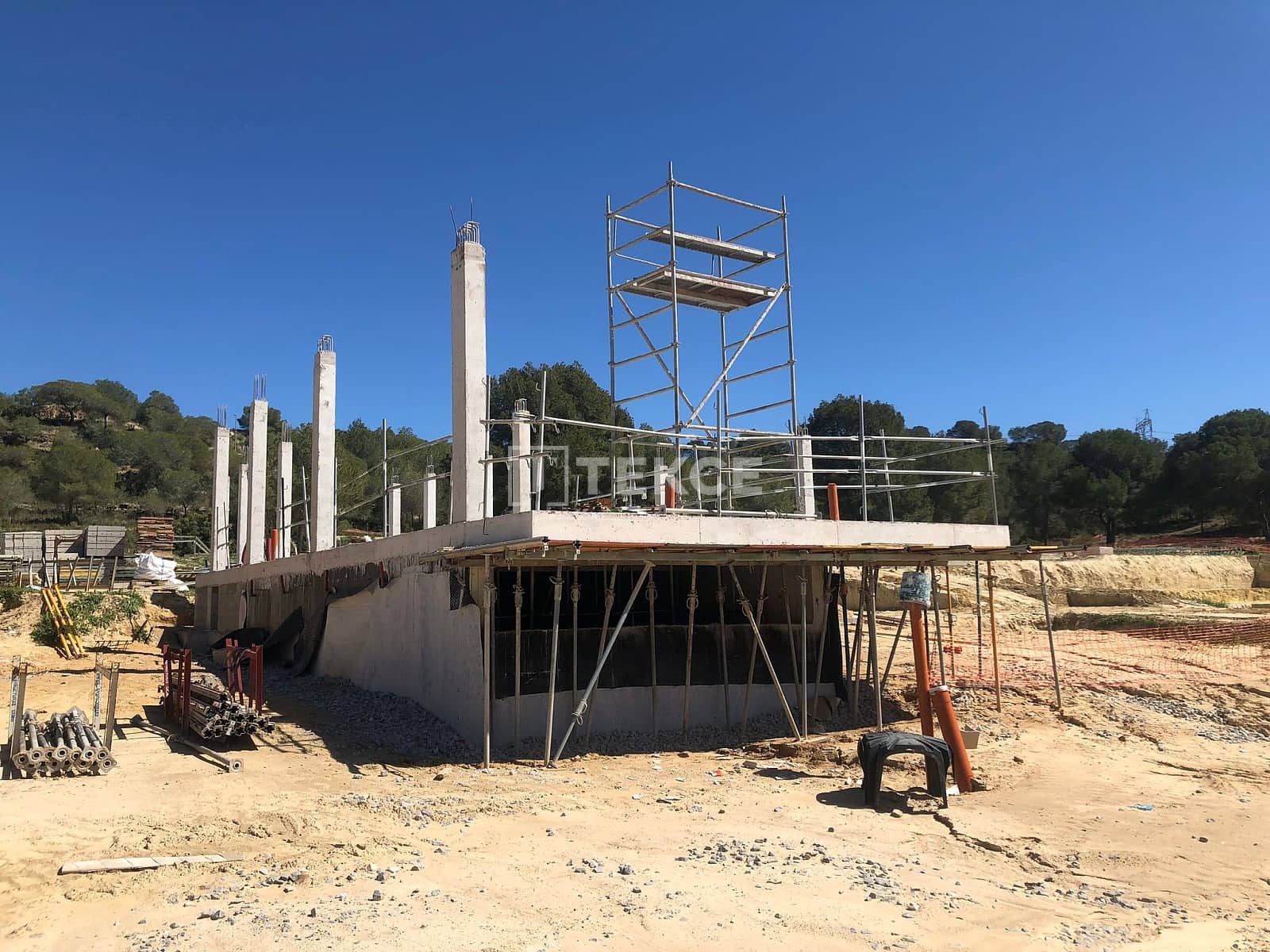 4 bedroom Villa for sale in San Miguel de Salinas with pool - € 1,575,000 (Ref: 9719139)