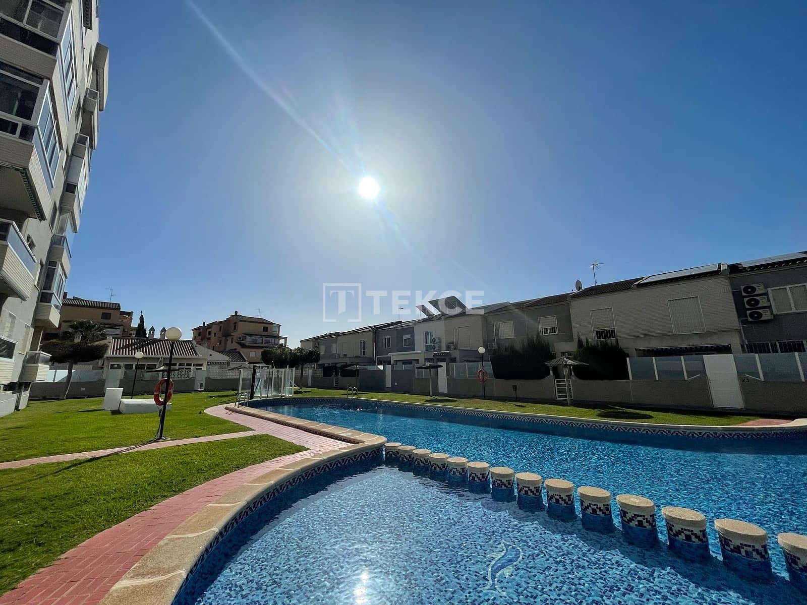 3 quarto Apartamento para venda em Torrevieja com piscina - 370 000 € (Ref: 9726183)