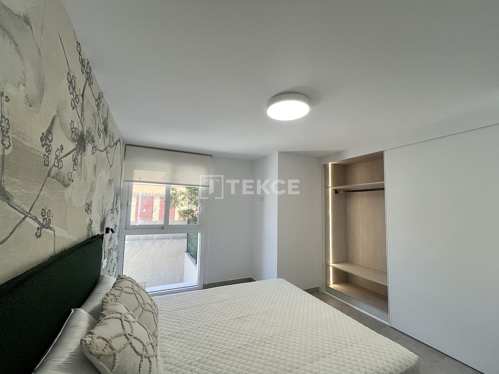 3 quarto Apartamento para venda em Torrevieja com piscina - 370 000 € (Ref: 9726183)