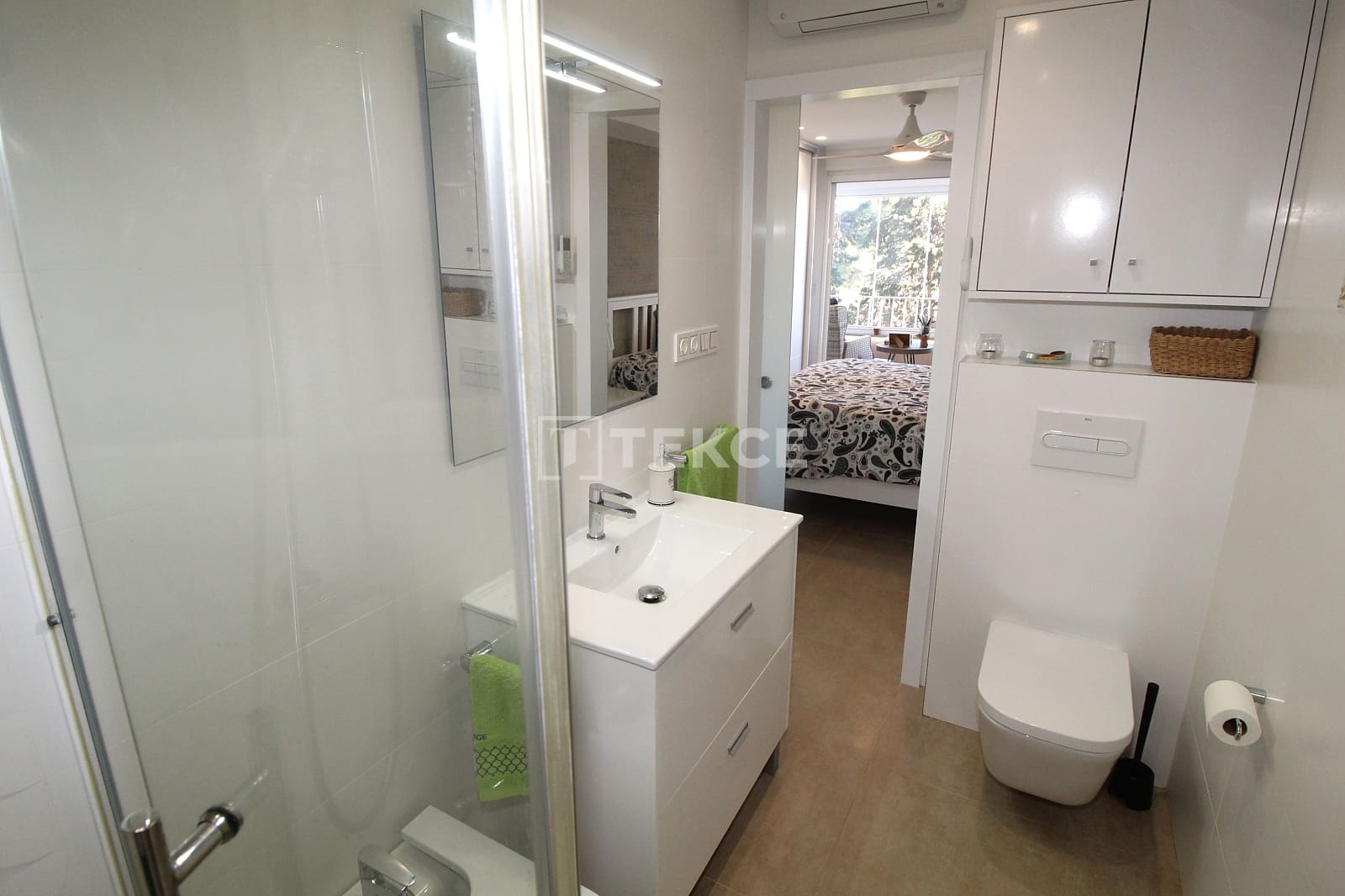 2 bedroom Flat for sale in Orihuela Costa - € 285,000 (Ref: 9744010)