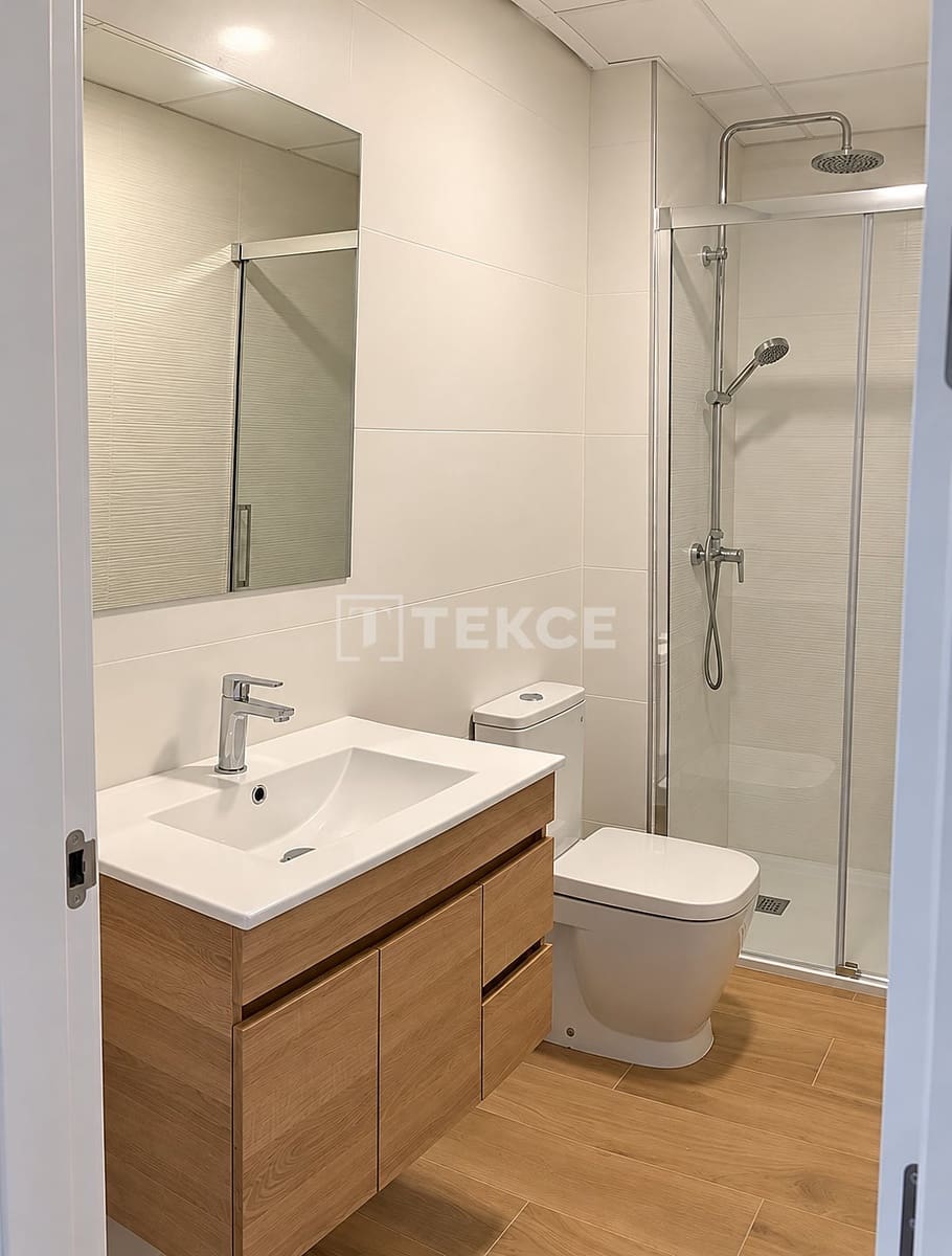 3 bedroom Flat for sale in Los Altos with pool - € 260,000 (Ref: 9744012)