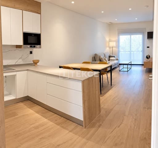 2 soverom Leilighet til salgs i Los Altos med svømmebasseng - € 263 000 (Ref: 9744013)