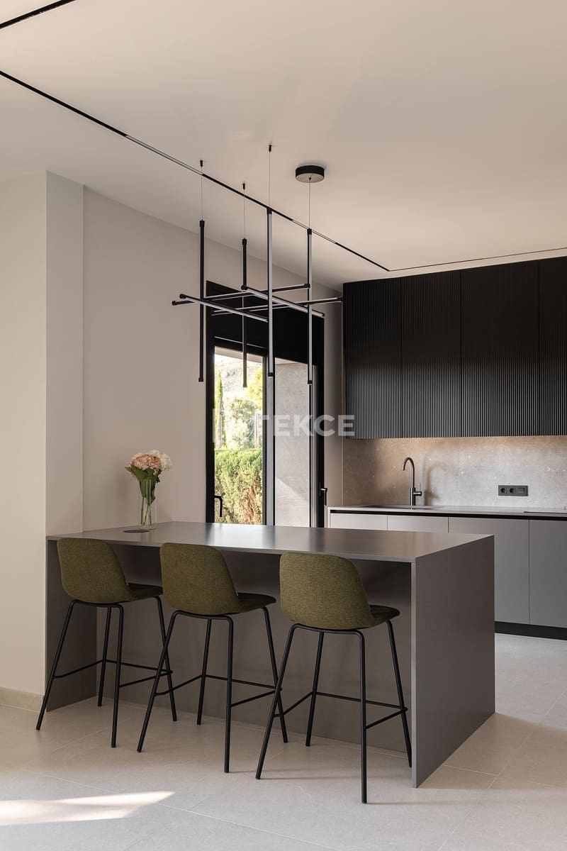 5 quarto Moradia para venda em Castelldefels com piscina - 2 420 000 € (Ref: 9770178)